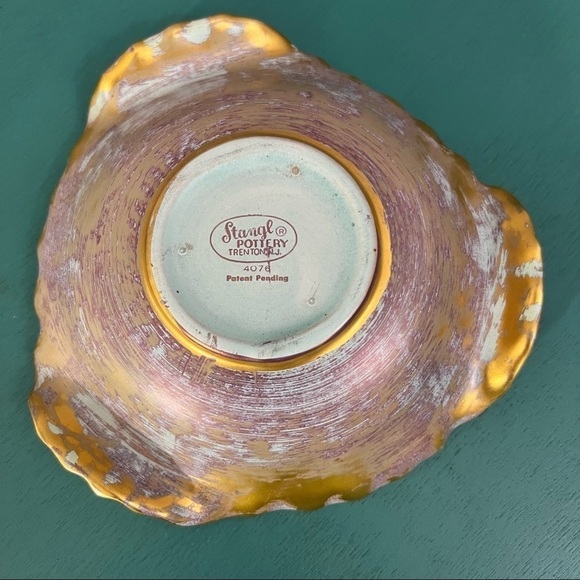 Stangle Pottery Dish - Picture 3 of 6